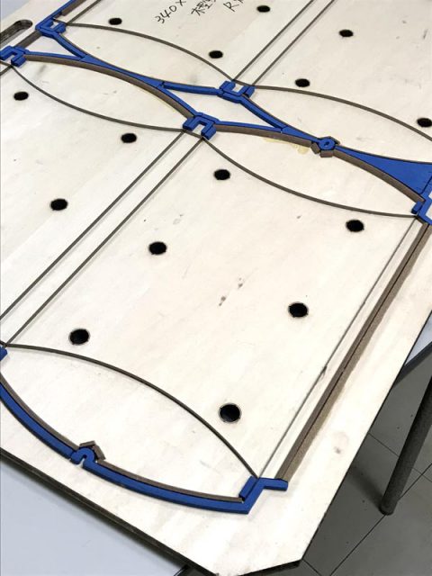 型抜きの木型の写真